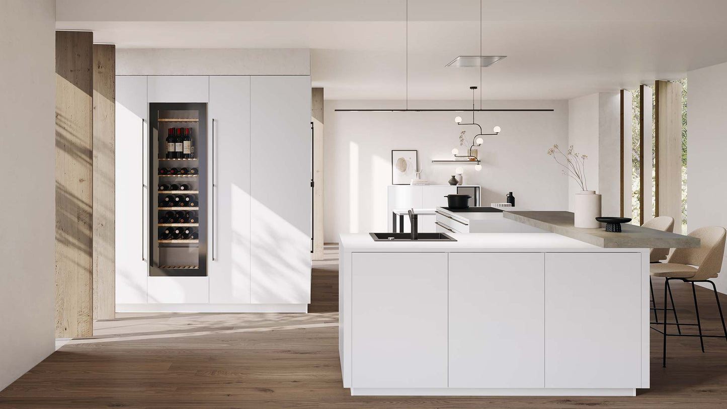 weiße-kueche-kristallweiss-matt-kuechentheke-weinkuehler