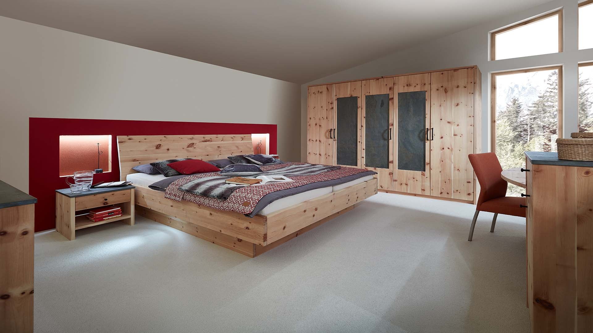 Zirben Schlafzimmer Hochkönig | Rustikales Massivholz Bett ...