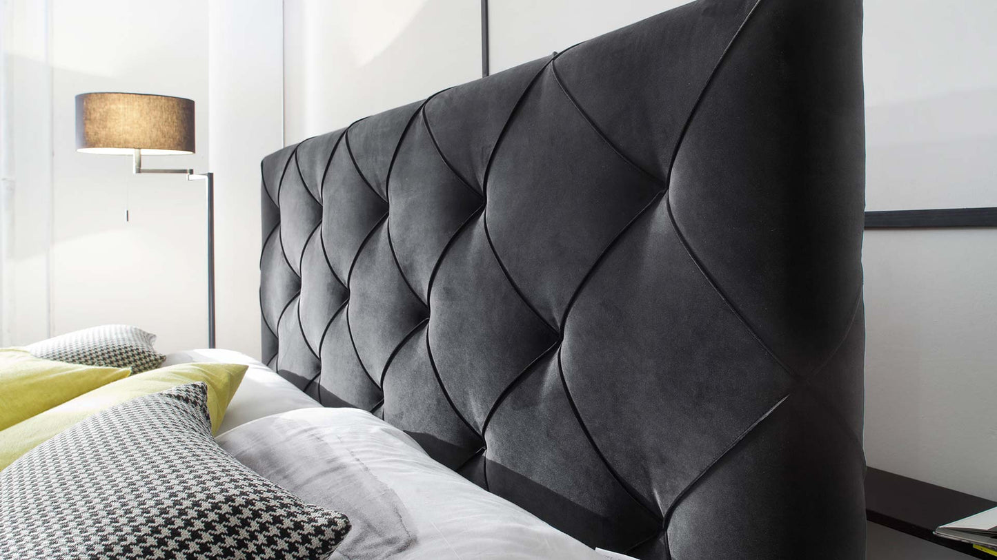 poslterbett-bett-fuesse-metall-stoff-steppung-samt-velours-schwarz-dunkel-grau-polstermoebel