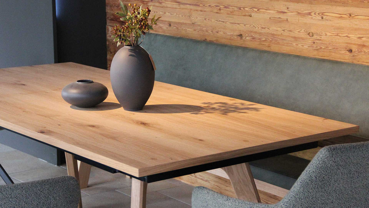 Ausziehtisch aus Holz