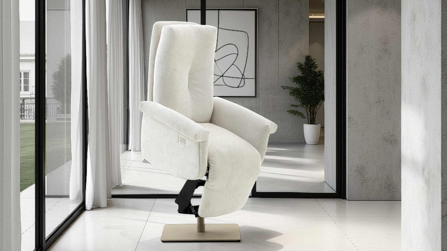 Loungesesselvon Sitzkunst mit Aufstehhilfe.