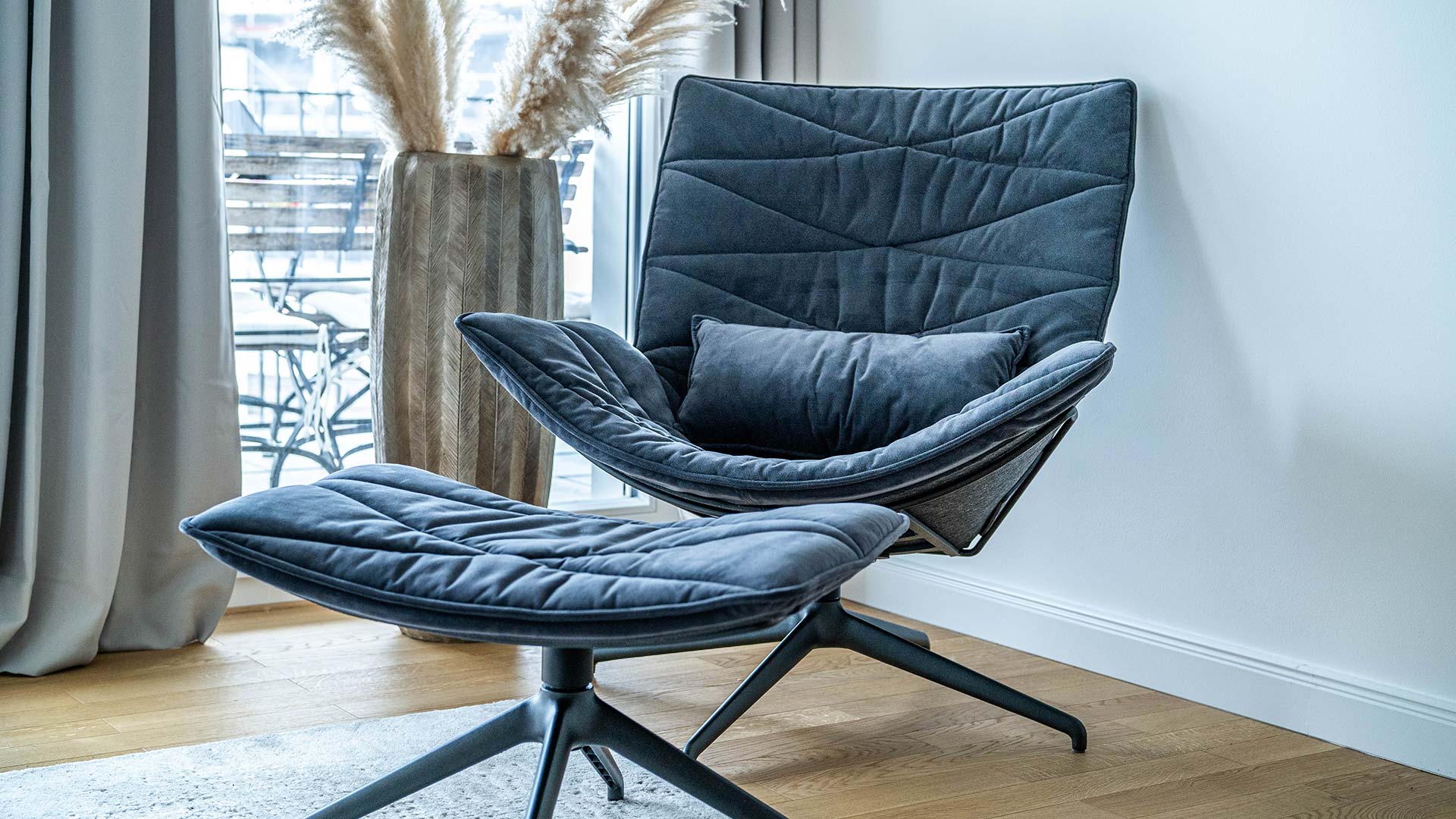 KFF Nest Pure | Der Loungesessel der sich dem Körper anpasst ...