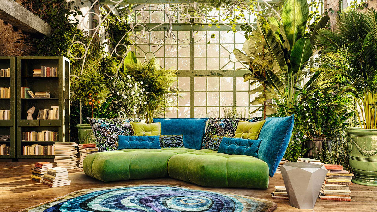 couchgarnitur-couch-sofa-bretz-stoff-velours-gruen-blau-rueckenkissen-kissen-gemustert-blume-bodentief-beistelltisch-tisch-couchtisch-silber